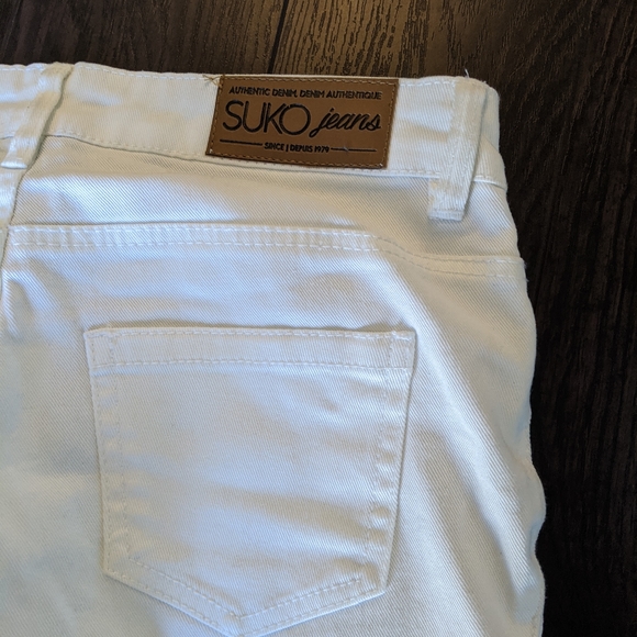 White jeans - Picture 5 of 6